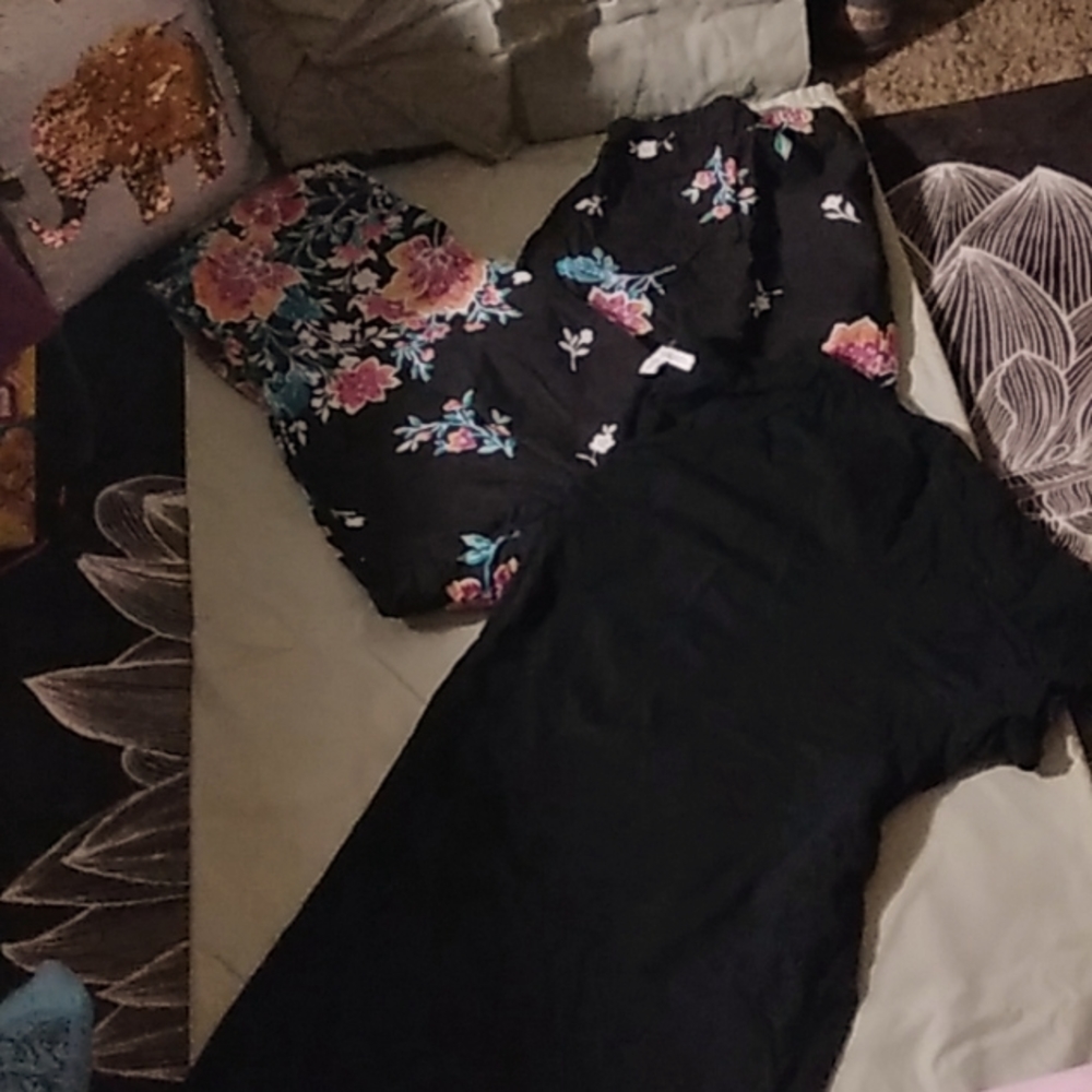 V-neck pj set
